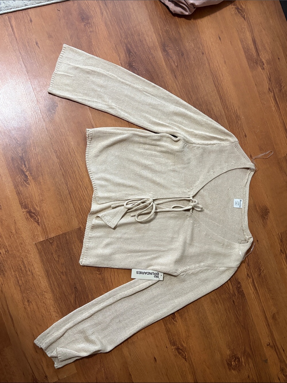 No Boundaries Cream V-Neck Tie-Front Lightweight Sweater